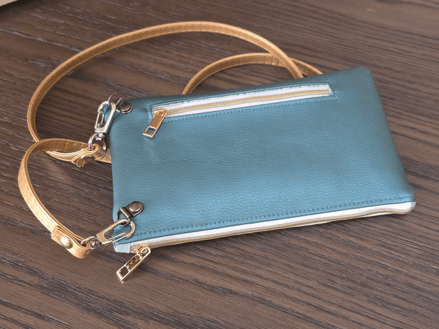 Pochette Holly