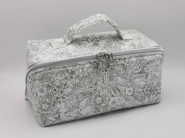 Grande trousse de toilette - Ouverture à plat