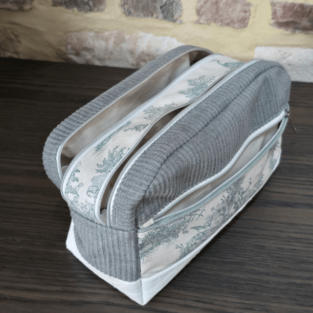 Trousse de toilette Raphaël Toile de Jouy verte