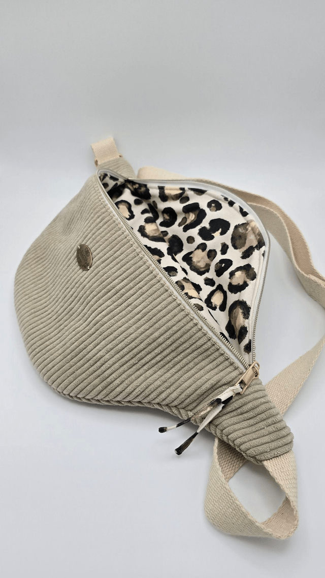 Grand sac banane en velours avec poche extérieure