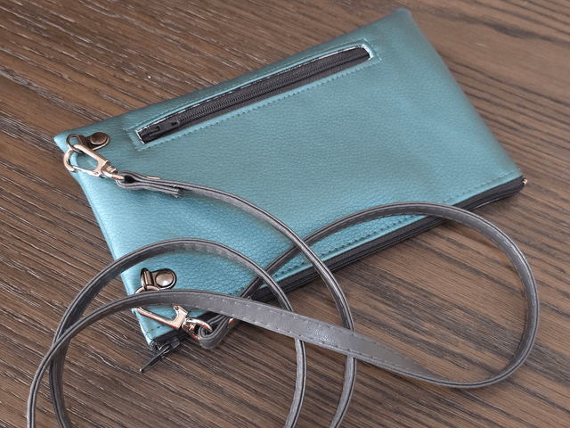 Pochette Holly