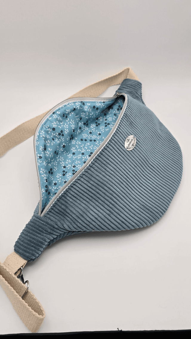 Grand sac banane en velours avec poche extérieure